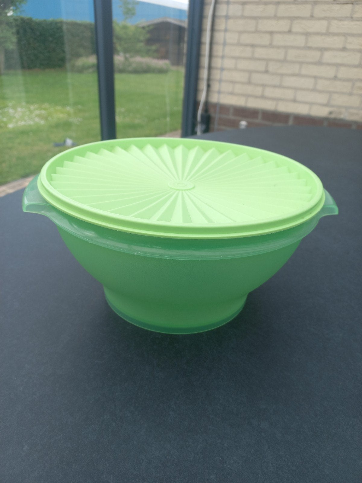 Tupperware Vintage Saladeschaal, Ophalen of Verzenden, Zo goed als nieuw, Groen, Schaal