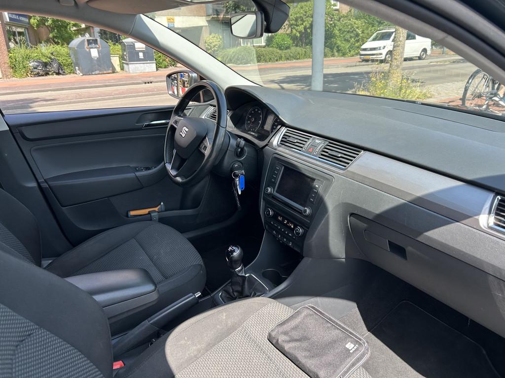 SEAT Toledo 1.2 TSI Style Connect airco/ecc navigatie apk, Stof, Gebruikt, 49 €/maand, Origineel Nederlands