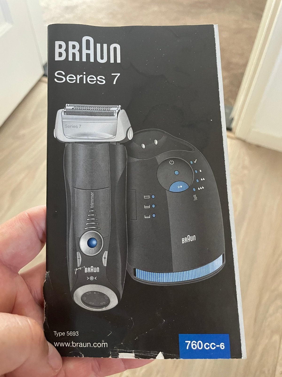 Braun Series 7 scheerapparaat met reinigingsstation, Ophalen of Verzenden, Gebruikt, Scheren en Epileren