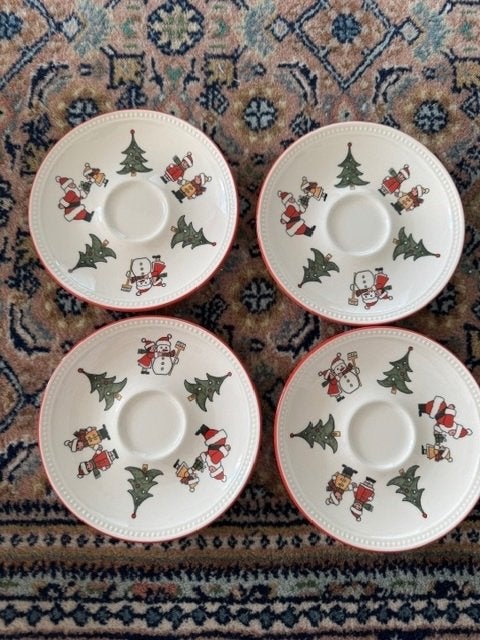 Te koop: Wedgwood Windsor Christmas Servies, Huis en Inrichting, Keuken | Servies, Ophalen of Verzenden, Zo goed als nieuw, Modern