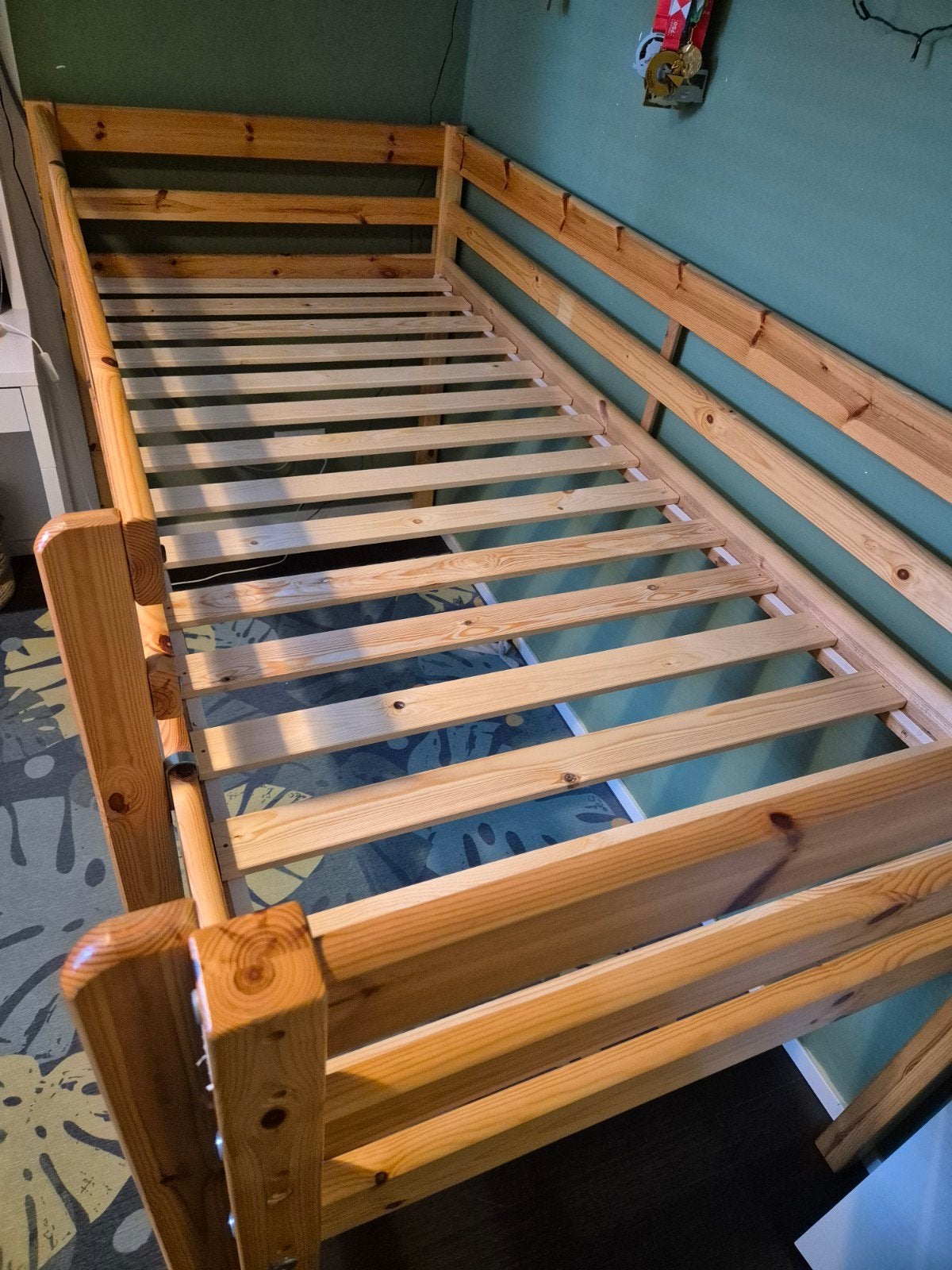 Hoogslaper, 140 hoog, Ophalen, Verstelbaar, 90 cm, Eenpersoons