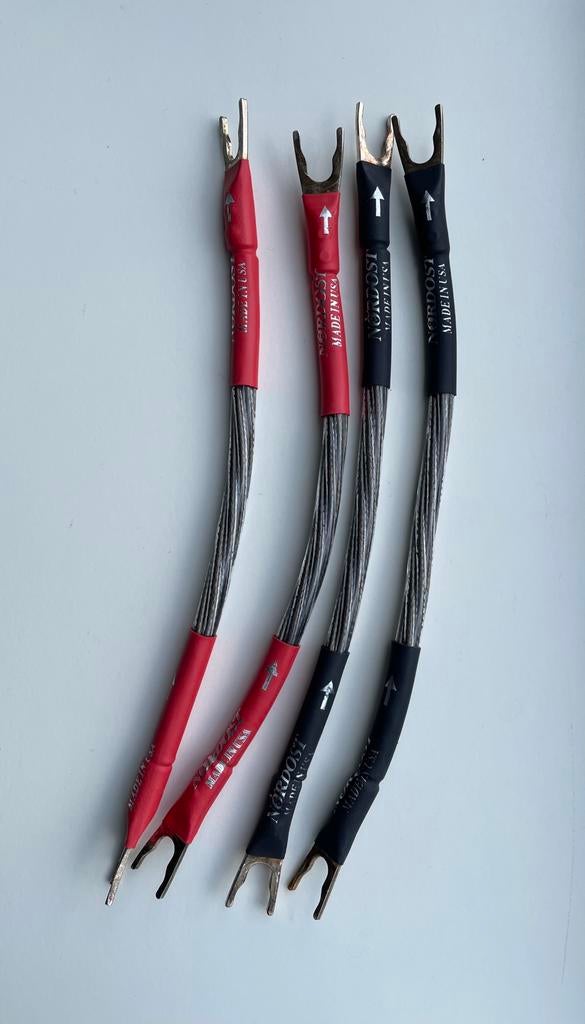 4 x Nordost jumpers (brugjes) bi-wire, Ophalen of Verzenden, Zo goed als nieuw, Minder dan 2 meter, Luidsprekerkabel