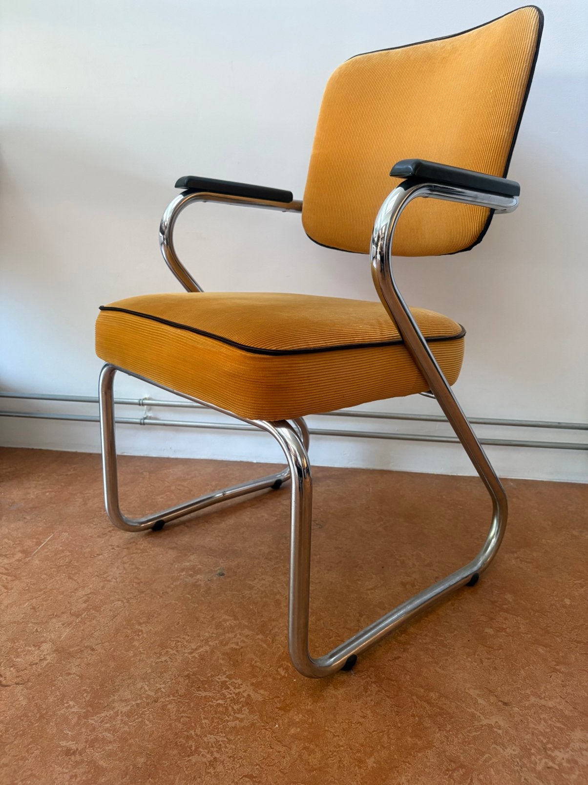 FANA 4x Vintage Paperclipstoelen van Schuitema, Ophalen, Metaal, Gebruikt, Overige kleuren