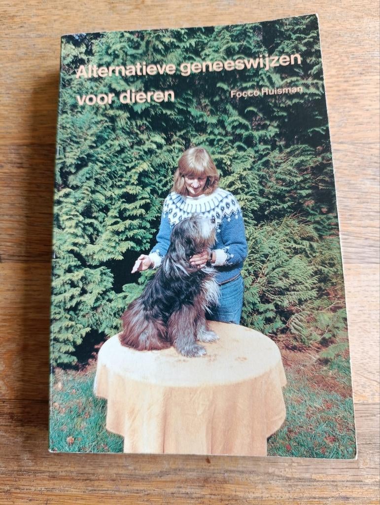 Focco Huisman, ALTERNATIEVE GENEESWIJZEN VOOR DIEREN, Boeken, Ophalen of Verzenden, Gelezen, Spiritualiteit algemeen, Achtergrond en Informatie