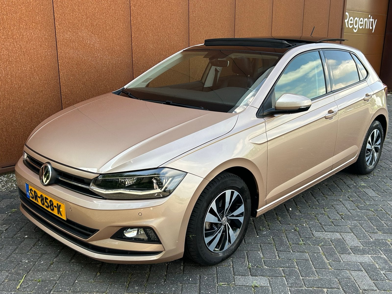 Unieke VW Polo 1.0 TSI Pano, Led, Leer, Carplay, Nap!, Auto's, Voorwielaandrijving, 40 €/maand, Origineel Nederlands, Handgeschakeld
