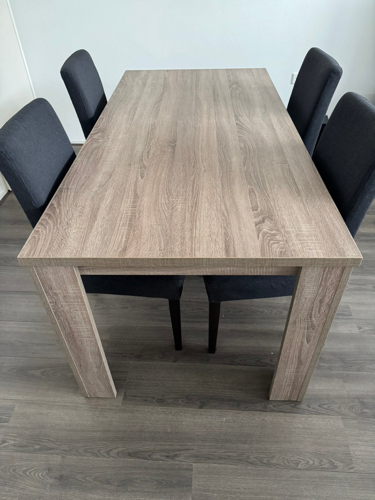 Eettafel haco (nieuwstaat), Ophalen, 50 tot 100 cm, Zo goed als nieuw, 150 tot 200 cm