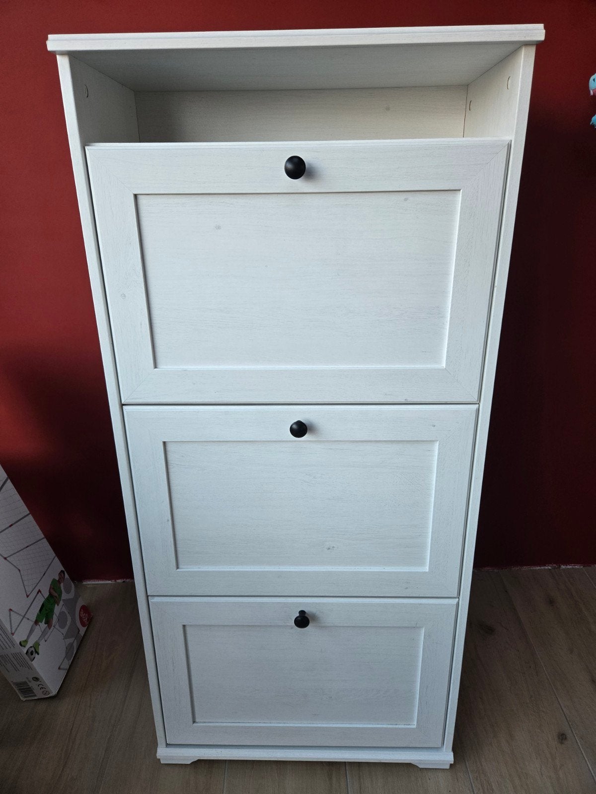 BRUSALI wit/grijze schoenenkast met 3 vakken, Ophalen, Gebruikt, Modern