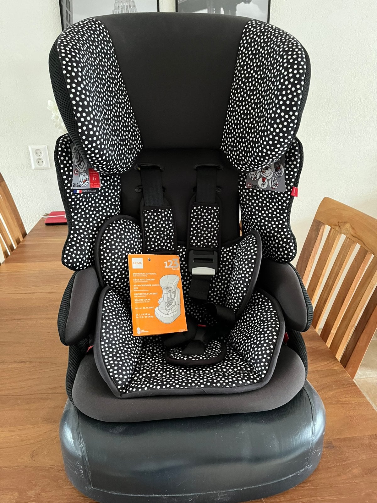 Autostoel HEMA doorgroeistoel ophalen in Delft, Autogordel, 0 t/m 18 kg, Zo goed als nieuw, Ophalen