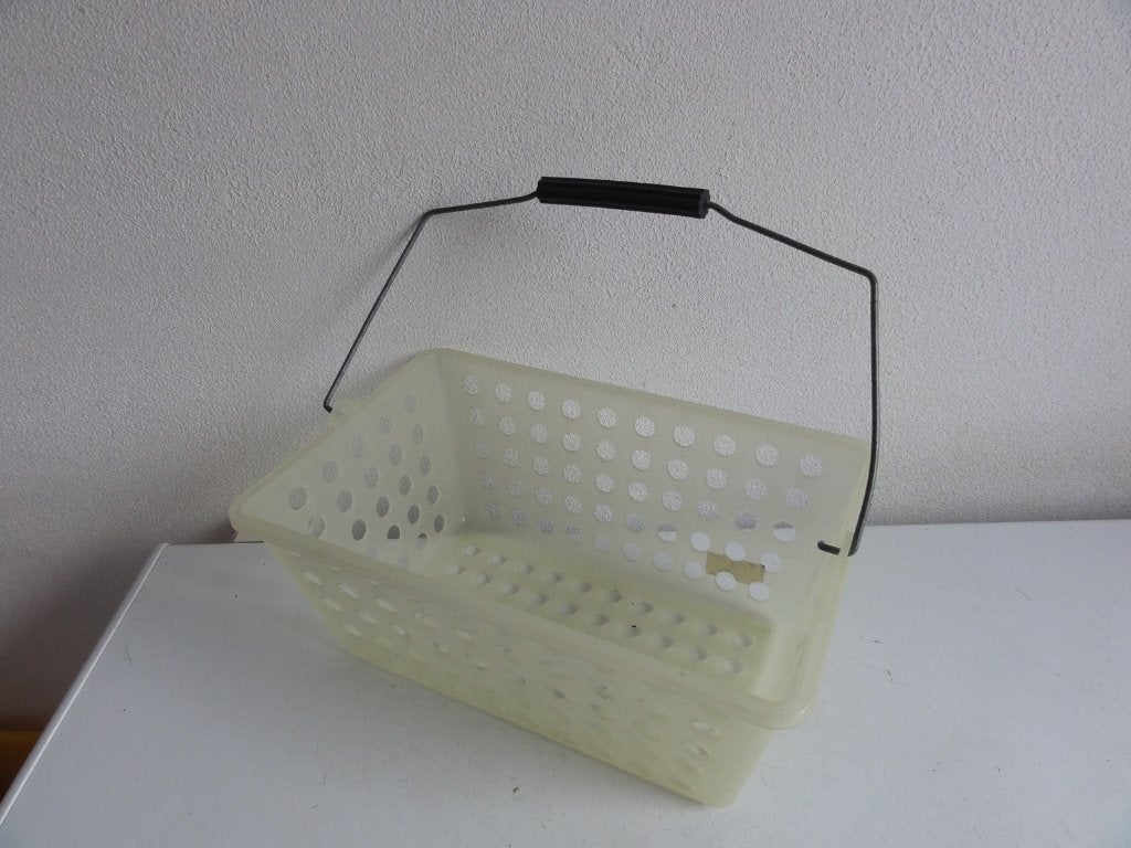 Mandje, vintage oud plastic mandje, Ophalen of Verzenden