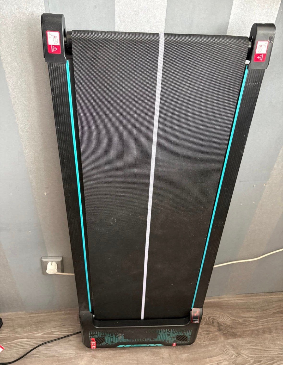 Loopband met afstandsbediening, Ophalen, Zo goed als nieuw, Tafel Outdoor