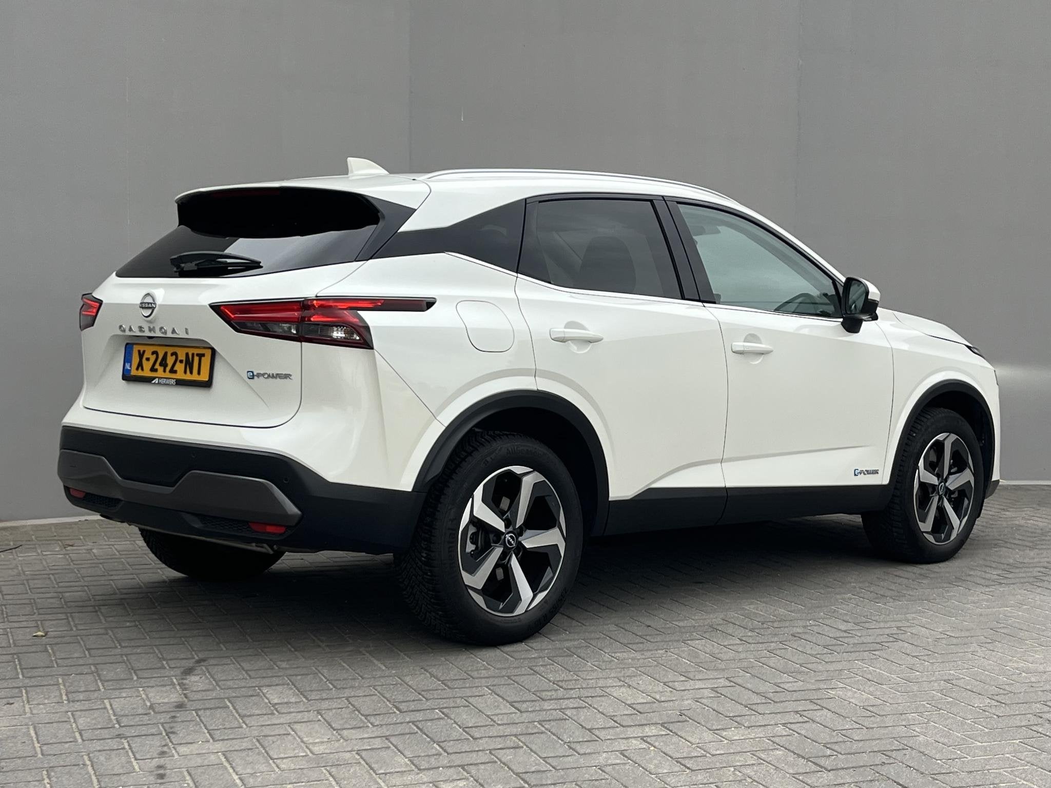 Nissan Qashqai 1.5 e-Power N-Connecta / Apple carplay / Andr, Auto's, Automatische klimaatregeling, Gebruikt, 190 pk, 2 kWh