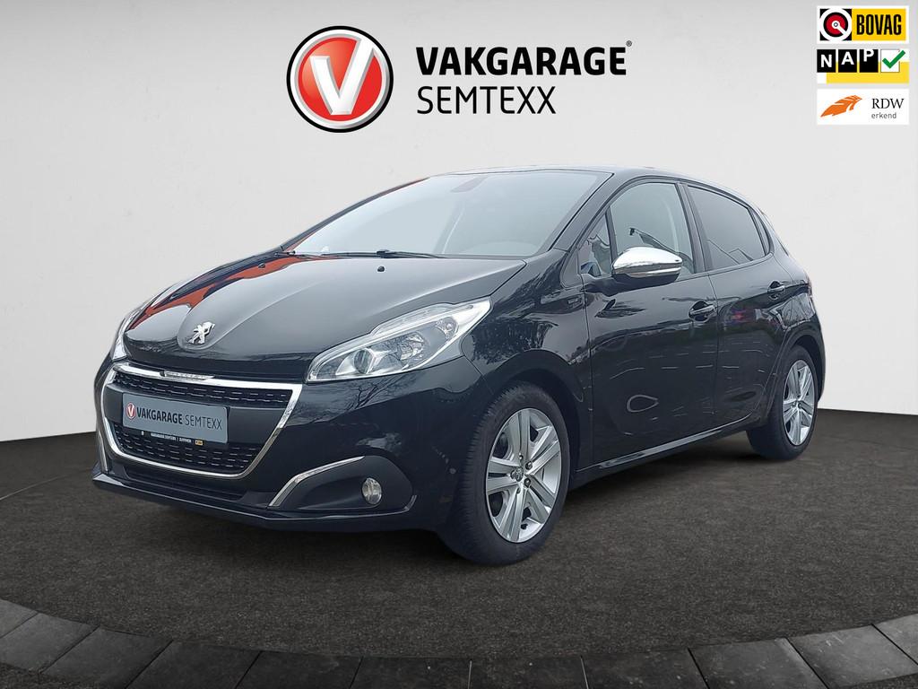 Peugeot 208 1.2 PureTech Signature | Org NL | Airco | Navi |, 83 pk, Stof, 1199 cc, Zwart