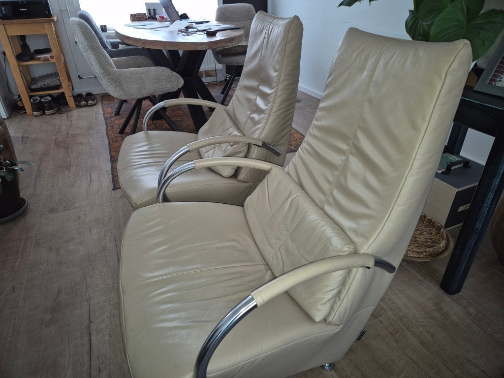 2 fauteuils, Huis en Inrichting, Fauteuils, Zo goed als nieuw, Leer, Metaal, 50 tot 75 cm, 75 tot 100 cm, Ophalen