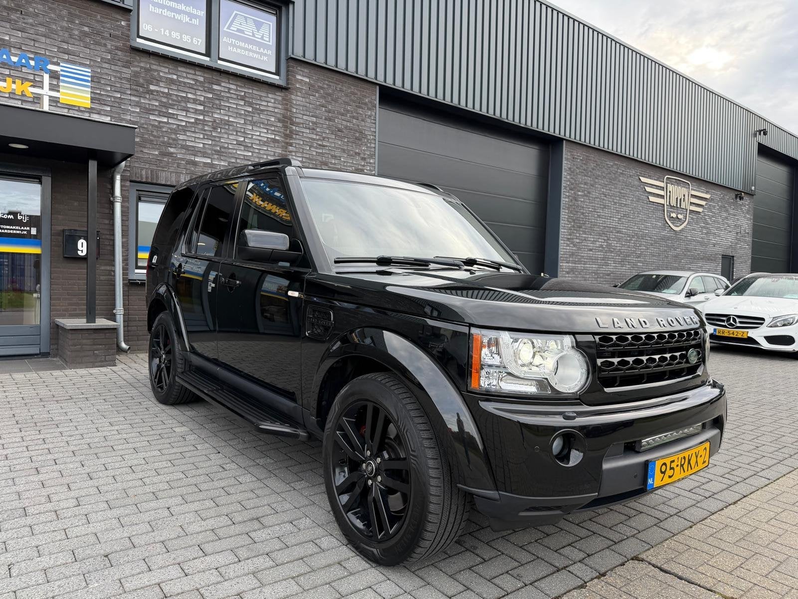 Land Rover Discovery 3.0 SDV6 Black&White | 3E EIGENAAR | 3/, Auto's, Automaat, Euro 5, 313 €/maand, Gebruikt