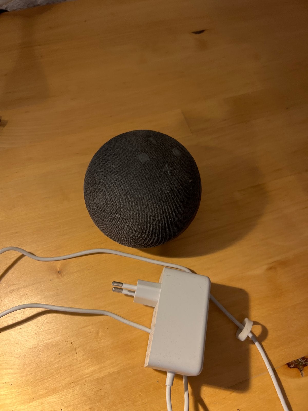 Amazon Echo Dot (4e generatie) - Zo goed als nieuw, Overige merken, Slimme speaker, Inclusief oplader, Ophalen of Verzenden
