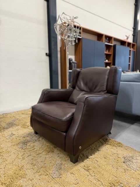 2 Natuzzi Amadeus fauteuils bruin leer design stoel, Gebruikt, Natuzzi, Ophalen of Verzenden, 75 tot 100 cm