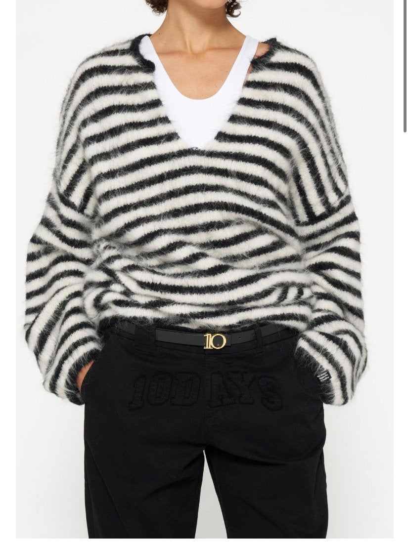 10 days soft oversized sweater, Ophalen of Verzenden, Zo goed als nieuw, Overige kleuren, Trui of Vest