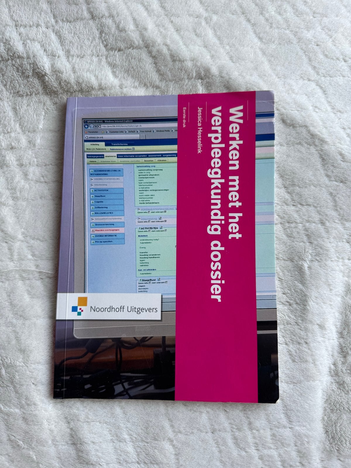 Werken met het verpleegkundig dossier - Jessica Hesselink, Boeken, Studieboeken en Cursussen, Ophalen of Verzenden, Gamma, Zo goed als nieuw