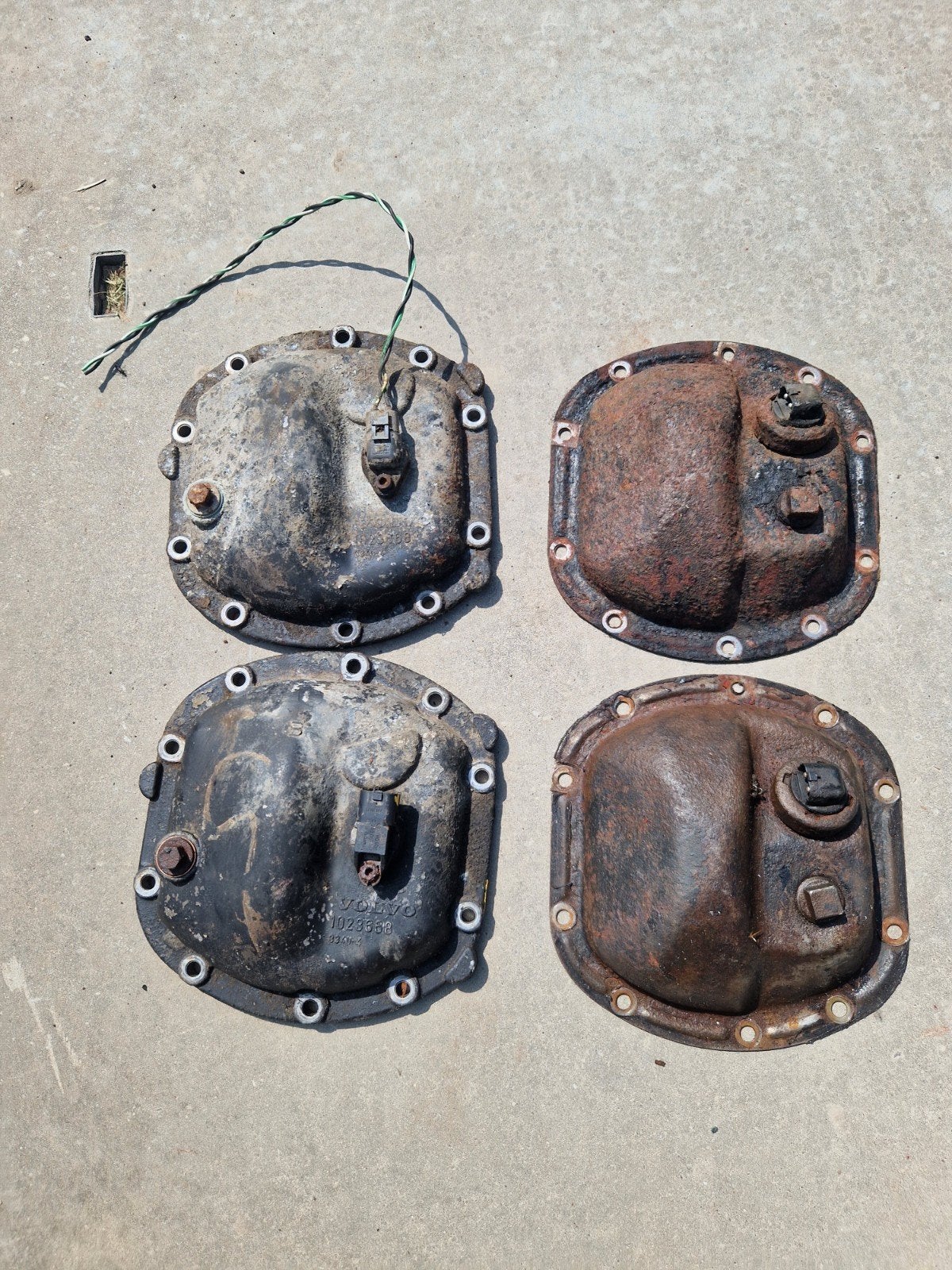 Volvo 240 740 940 differentieel deksels aluminium en ijzer, Ophalen of Verzenden, Gebruikt, Volvo