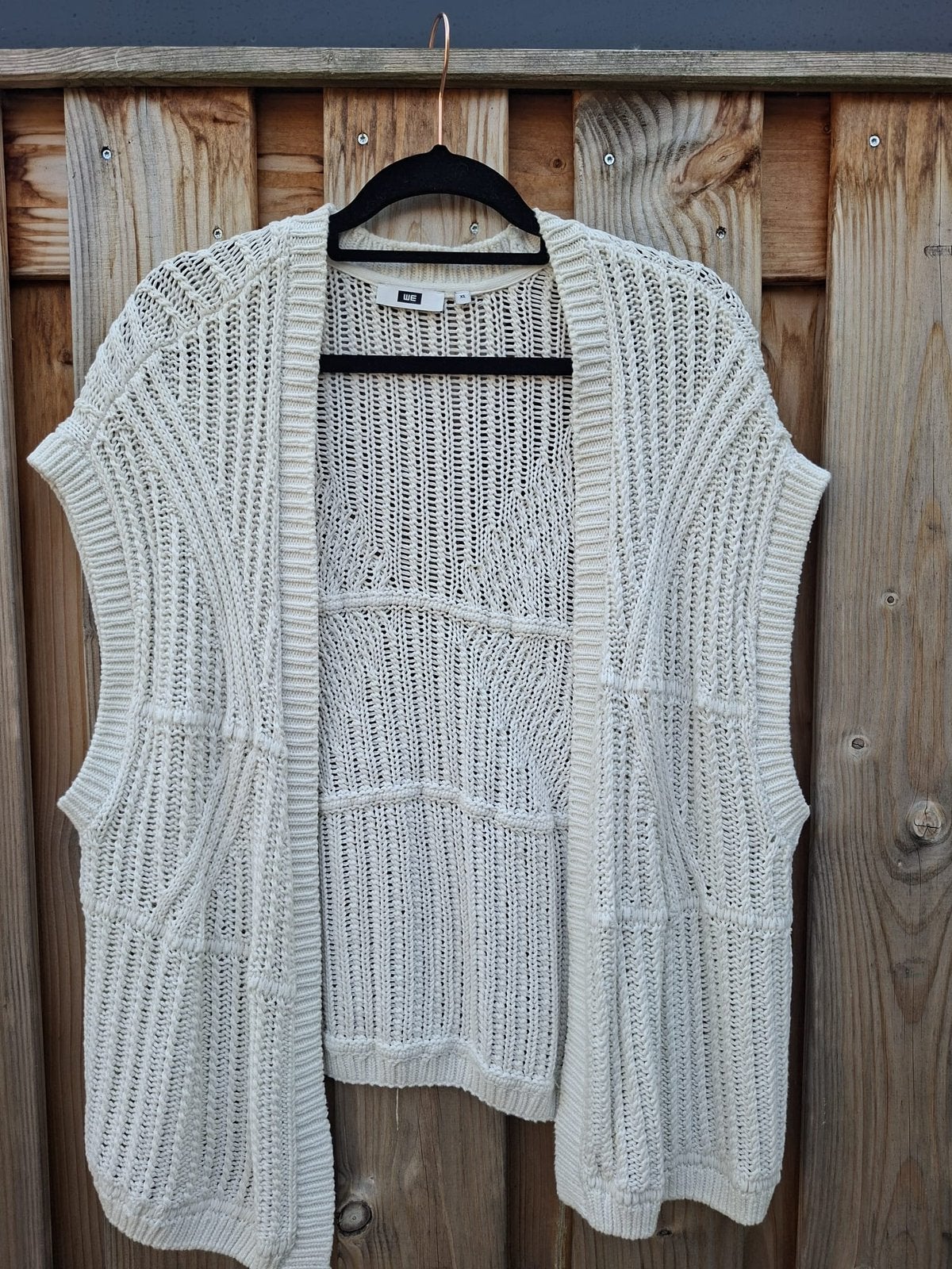 Gebreid gilet WE, Ophalen of Verzenden, Zo goed als nieuw, Maat 46/48 (XL) of groter, Wit