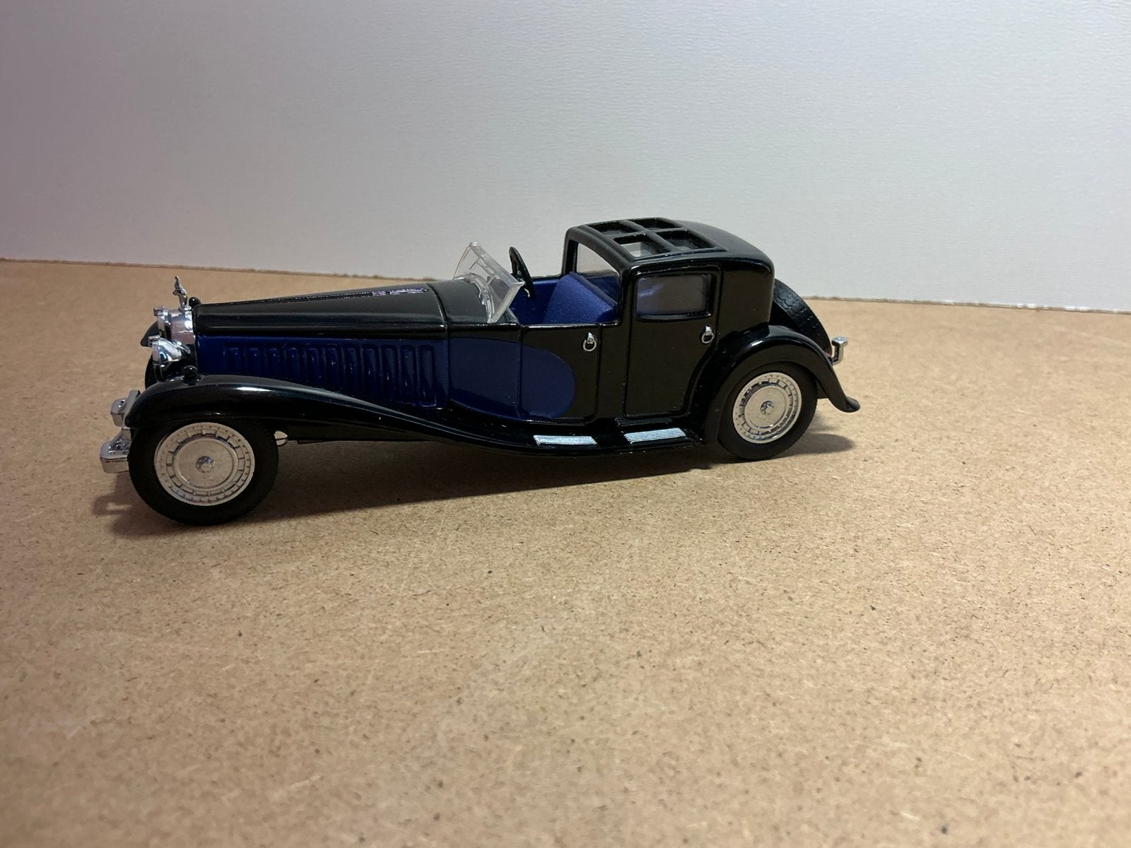 Bugatti 41 Royale 1:43, Ophalen of Verzenden, Zo goed als nieuw, Auto, Matchbox