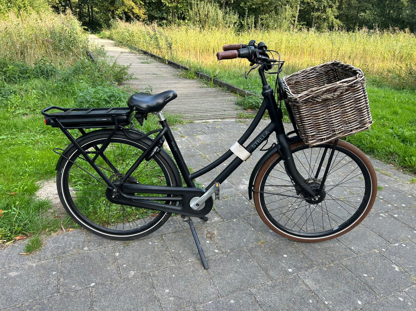 Elektrische fiets stella dolce, Gebruikt, 51 tot 55 cm, 50 km per accu of meer, Ophalen