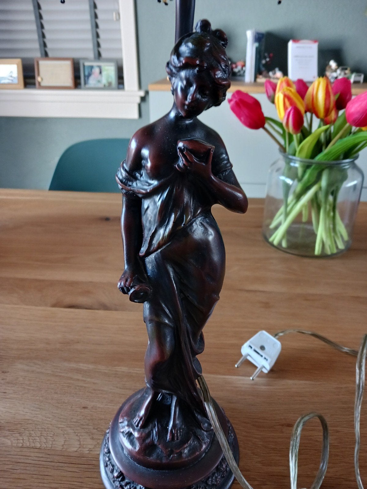 Tafel lampje, Ophalen
