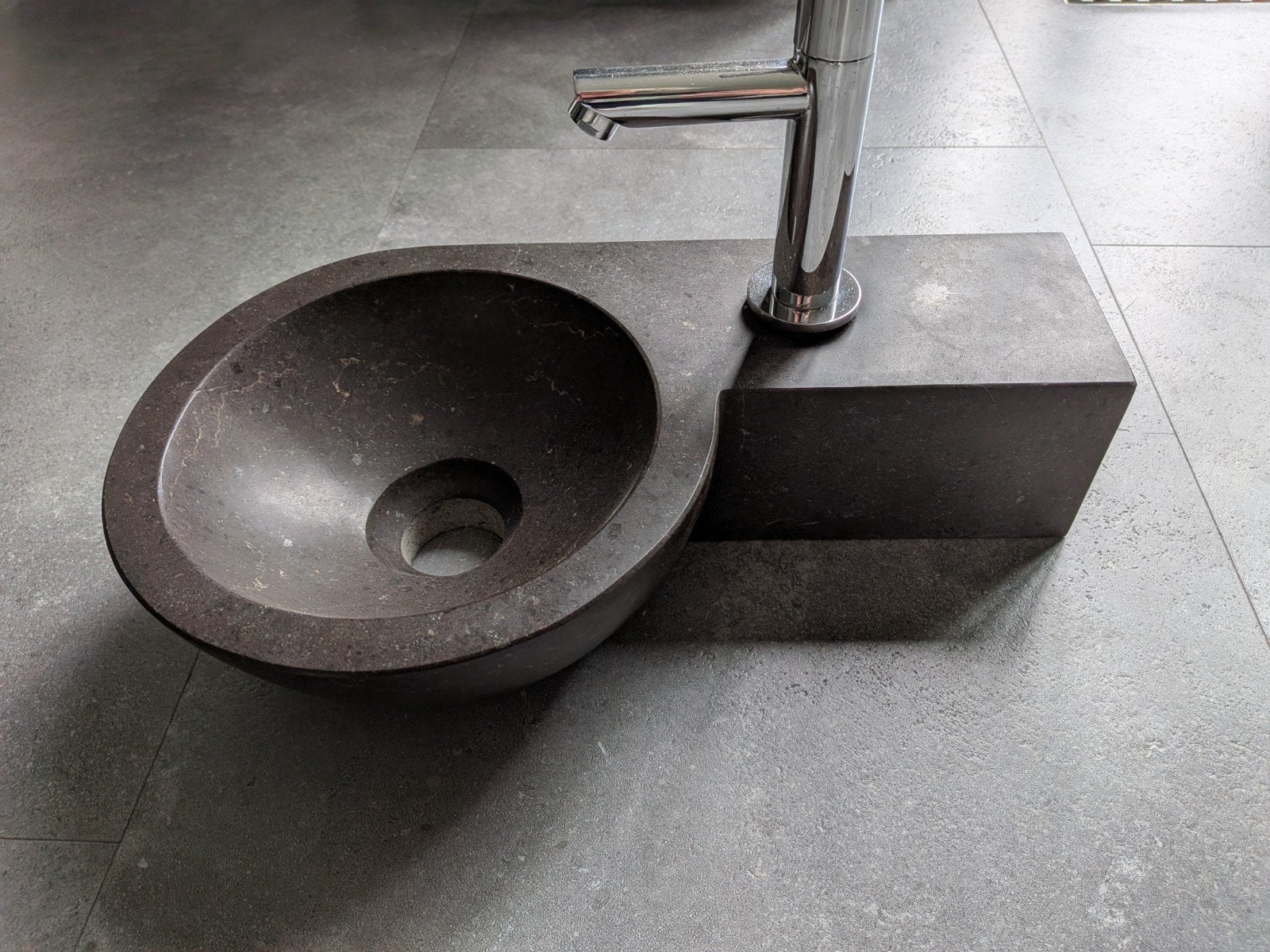 Wasbakje met kraan fontein wc, Ophalen, Nieuw, Steen, Wastafel