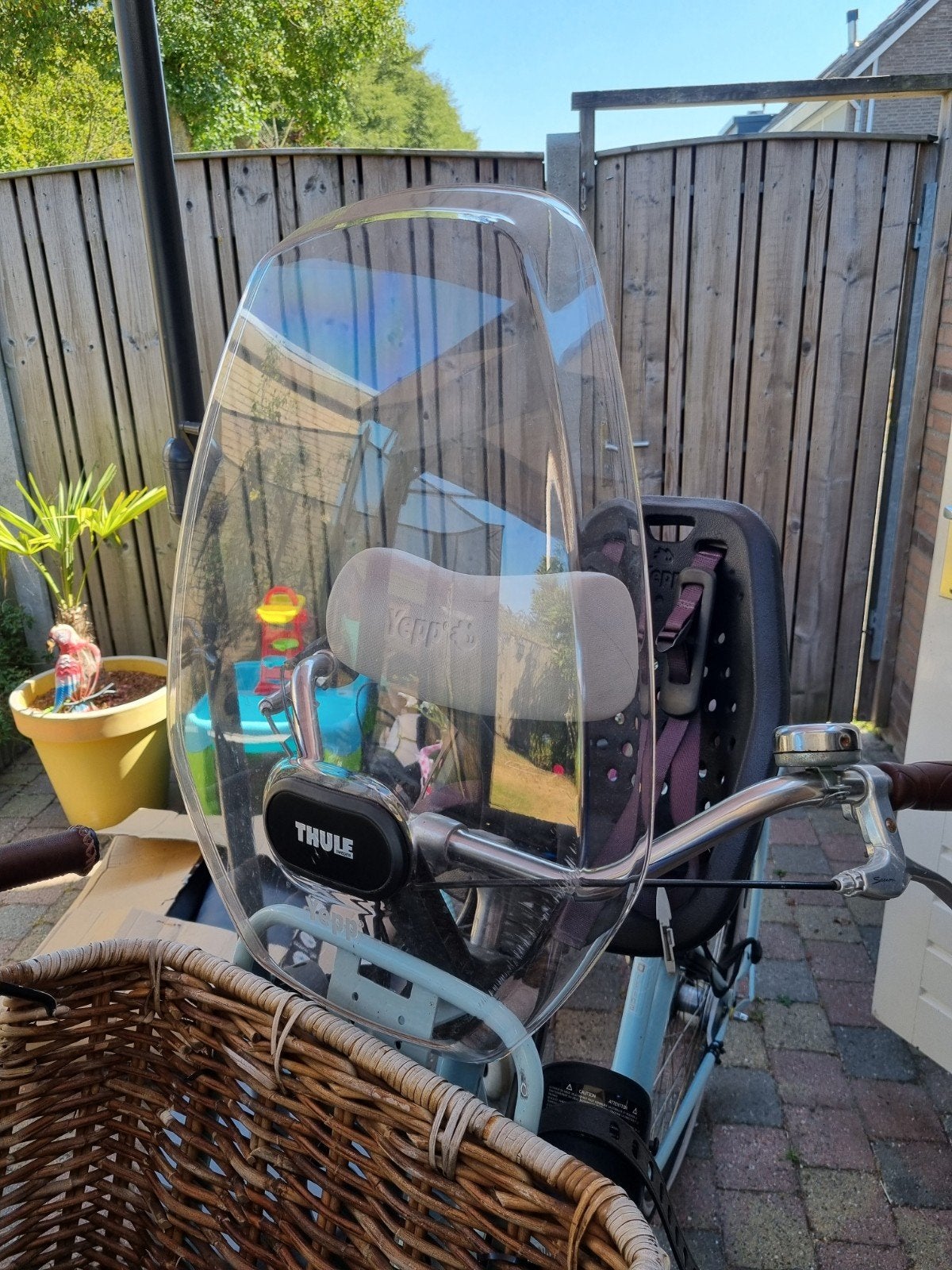 Yepp fietsstoeltje met windscherm - voorzitje, Ophalen, Gebruikt, Overige typen, Gordel(s)