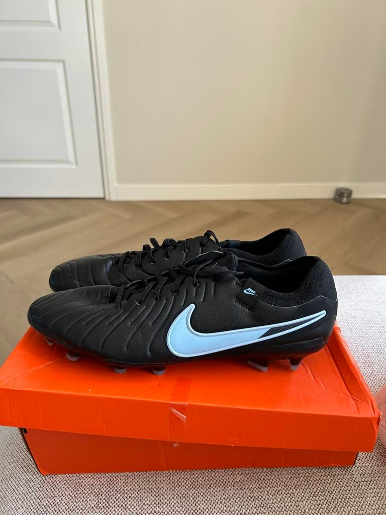 Nike voetbalschoenen maat 46, Sport en Fitness, Voetbal, Ophalen of Verzenden, Zo goed als nieuw, Schoenen