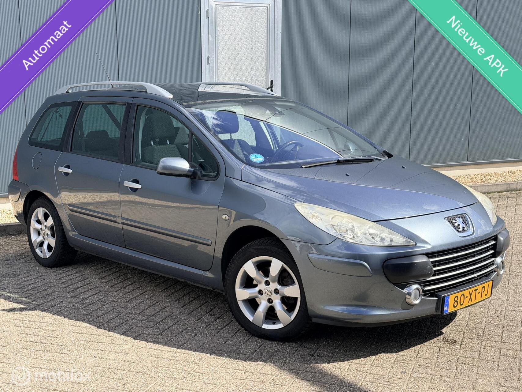Peugeot 307 SW 2.0-16V Premium NAP/TREKHAAK/CLIMA/CRUISE, Auto's, 745 kg, Gebruikt, 4 cilinders, 7 stoelen