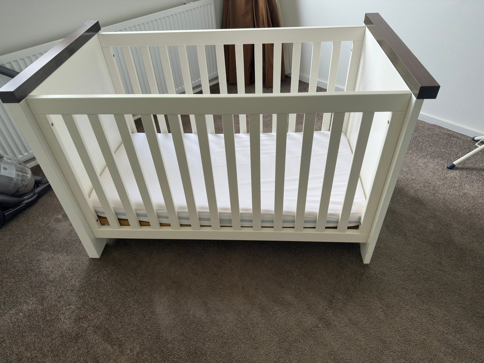 Mooi Savigno ledikant bed incl AeroSleep matras, Ophalen, Zo goed als nieuw, Ledikant