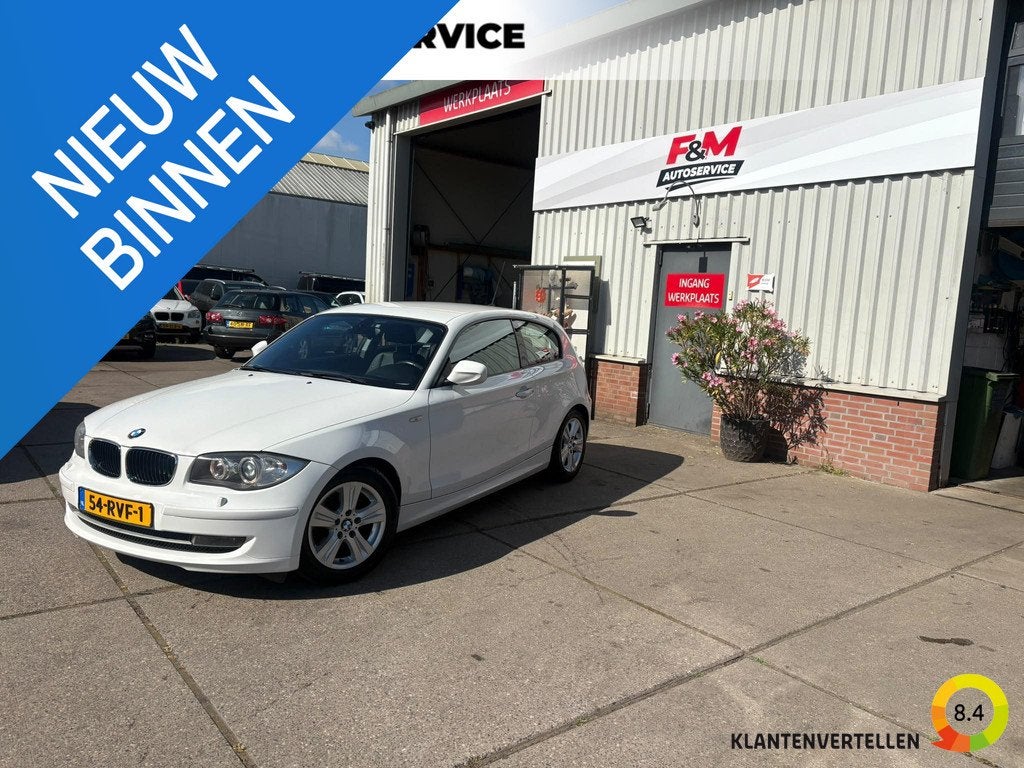 BMW 1-serie 118i EffDyn. Ed. Business Line Ultimate Edition, Auto's, BMW, 1-Serie, Euro 5, Achterwielaandrijving, Zwart