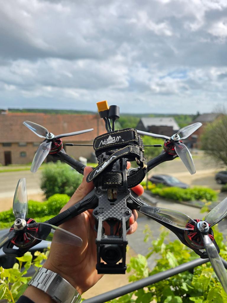 DFR JeNo Cine 03 – 5” FPV Drone – 6S – Crossfire BNF + GPS, Ophalen of Verzenden, Zo goed als nieuw