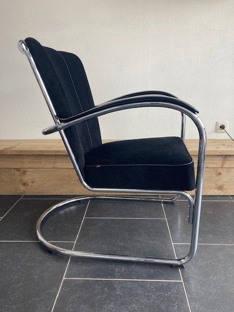 3 Gispen 412 fauteuils, chroom, nieuwe zwarte ribstof, Design, 75 tot 100 cm, Zo goed als nieuw, Stof