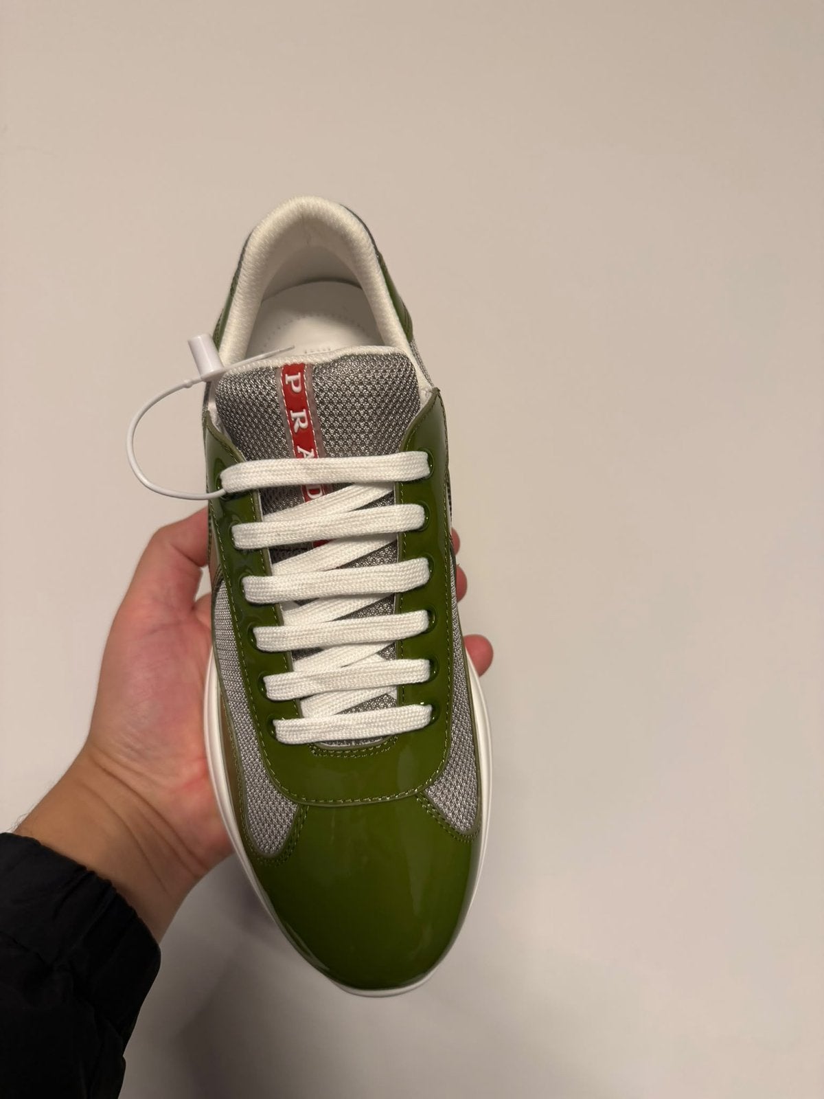 Prada cups olive green, Ophalen of Verzenden, Nieuw, Overige kleuren