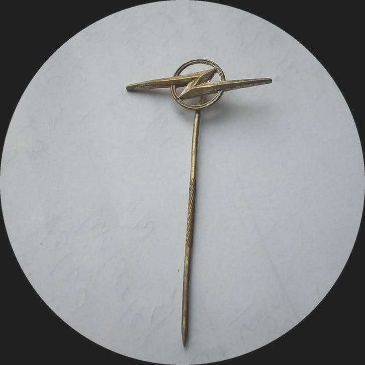 Oud OPEL BLITZ speldje, Ophalen of Verzenden, Zo goed als nieuw, Transport, Speldje of Pin