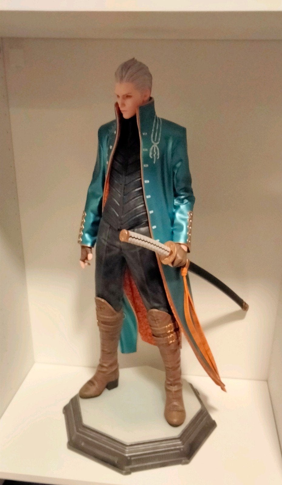Devil May Cry 3 Vergil statue schaal 1/3 anime manga, Verzenden, Zo goed als nieuw
