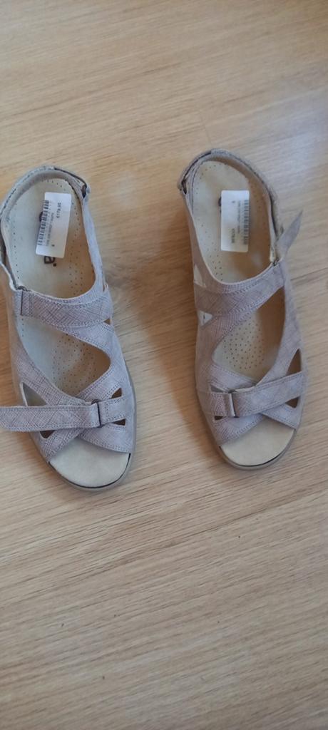 durea dames sandalen maat 8 (42), Kleding | Dames, Schoenen, Ophalen, Durea, Overige kleuren, Sandalen of Muiltjes