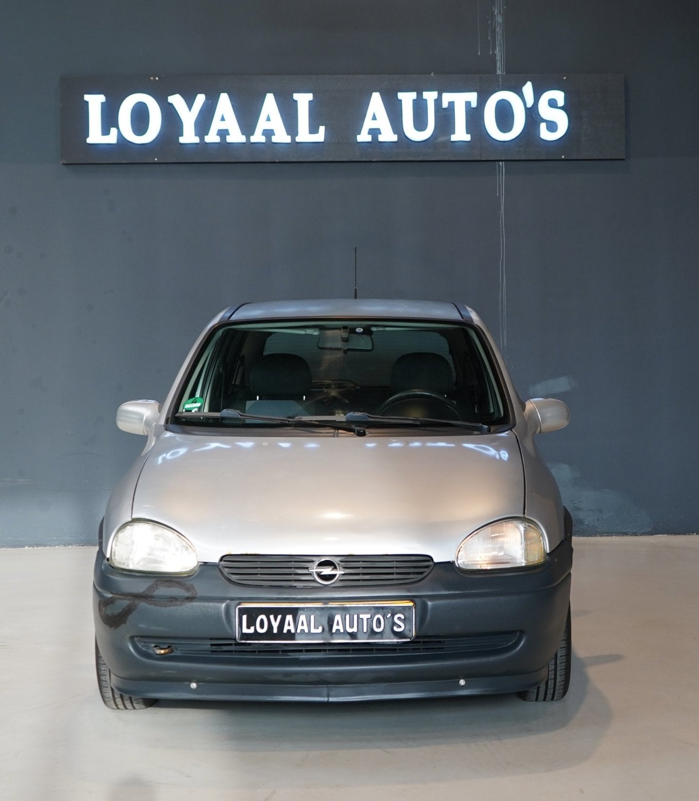 Opel Corsa 1.2i-16V Strada | AUT | TREKHAAK | AIRCO | NAP, Gebruikt, 31 €/maand, Origineel Nederlands, Bedrijf