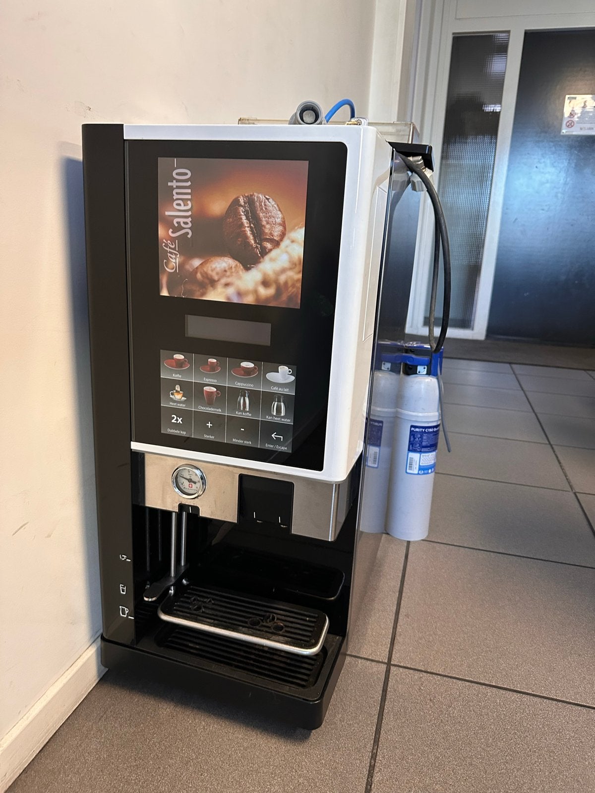 Café Salento Koffiemachine - Professionele Kwaliteit, Witgoed en Apparatuur, Afneembaar waterreservoir, 10 kopjes of meer, Koffiemachine