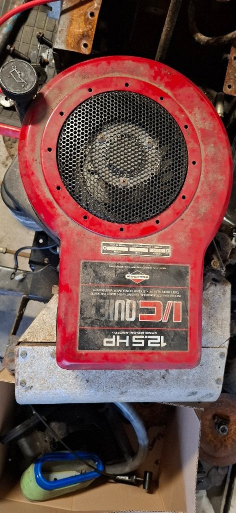 Grasmaaier  motor B&S, Ophalen, Gebruikt, MTD, Benzine-grasmaaier
