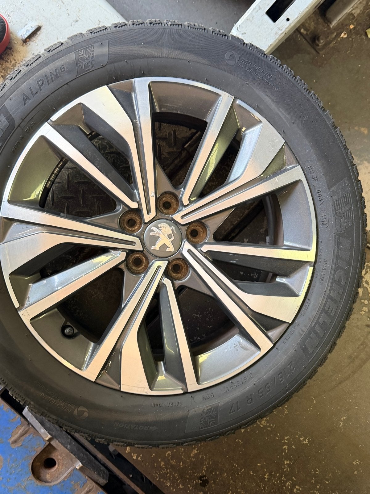 4x17" Velgen met banden voor Peugeot 508 II (2019), Auto-onderdelen, Banden en Velgen, Gebruikt, Banden en Velgen, 17 inch, Ophalen of Verzenden
