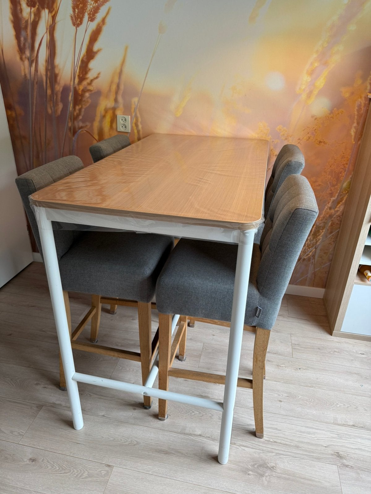 Bartafel set met 4 stoelen, Huis en Inrichting, Tafels | Eettafels, Overige houtsoorten, Gebruikt, 100 tot 150 cm, Vier personen