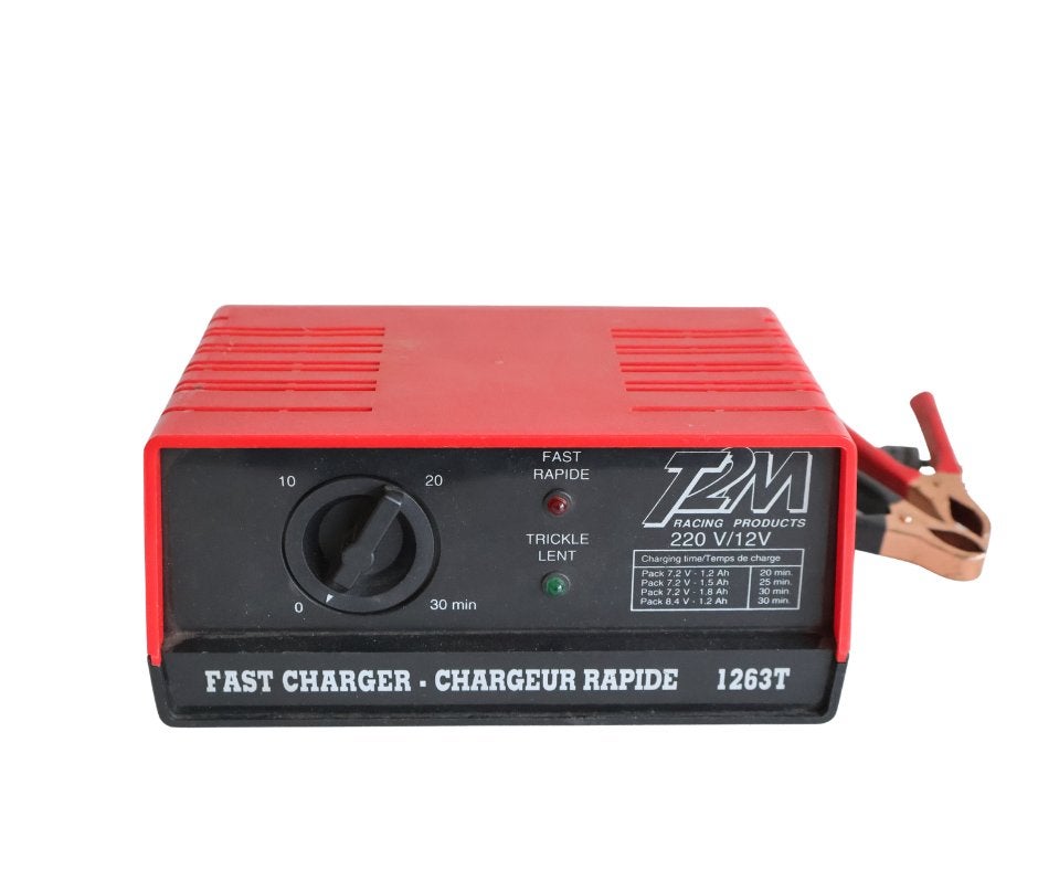 T2M 220v 12v snel lader rc, Hobby en Vrije tijd, Modelbouw | Radiografisch | Auto's, Verzenden, Gebruikt, Overige schalen, Onderdeel