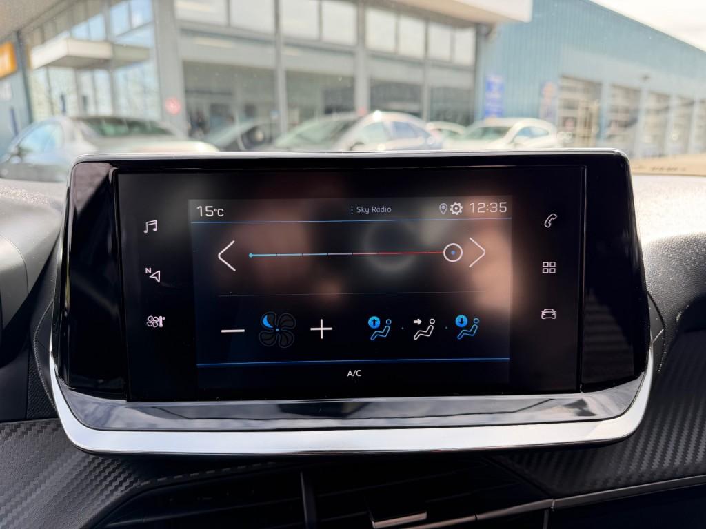 Peugeot 208 1.2 PT ACTIVE NAVI AIRCO CRUISE CONTROL_, Euro 6, 1199 cc, Parkeersensor, Zwart