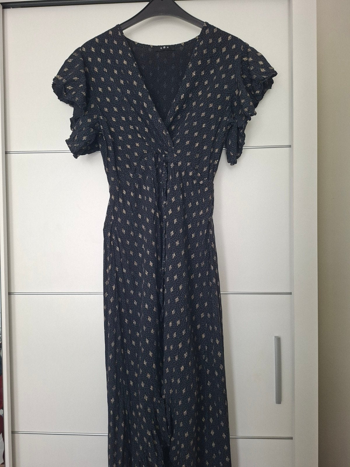 Leuke jurk M, Kleding | Dames, Jurken, Ophalen of Verzenden, Zo goed als nieuw, Maat 38/40 (M), Onder de knie