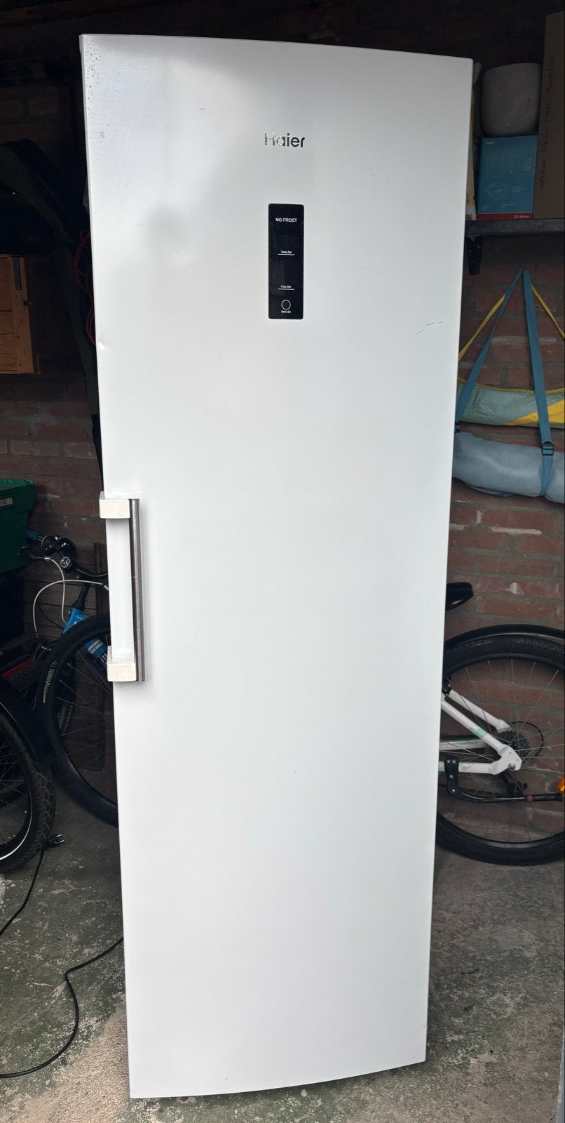 Haier vriezer met storing (code "Ed"), Witgoed en Apparatuur, Ophalen, Gebruikt, 200 liter of meer, 60 cm of meer