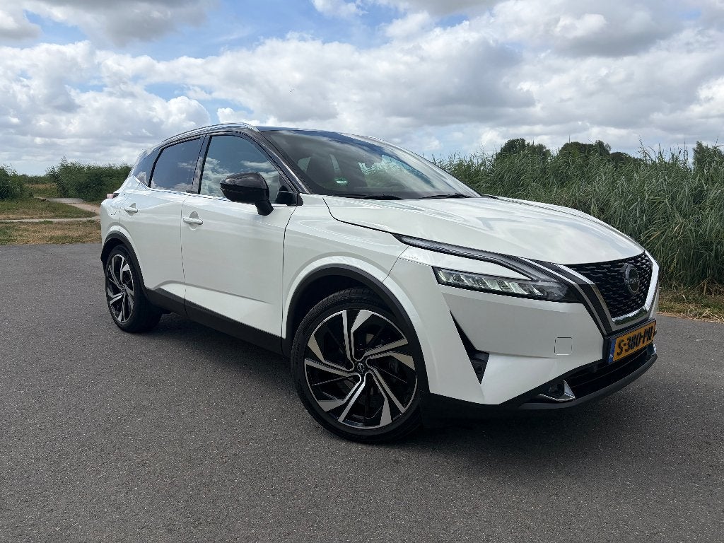 Nissan Qashqai 1.3 MHEV Tekna Plus | 2023 | NAP | Nieuwstaat, Auto's, 1800 kg, 157 pk, Wit, 75 €/maand