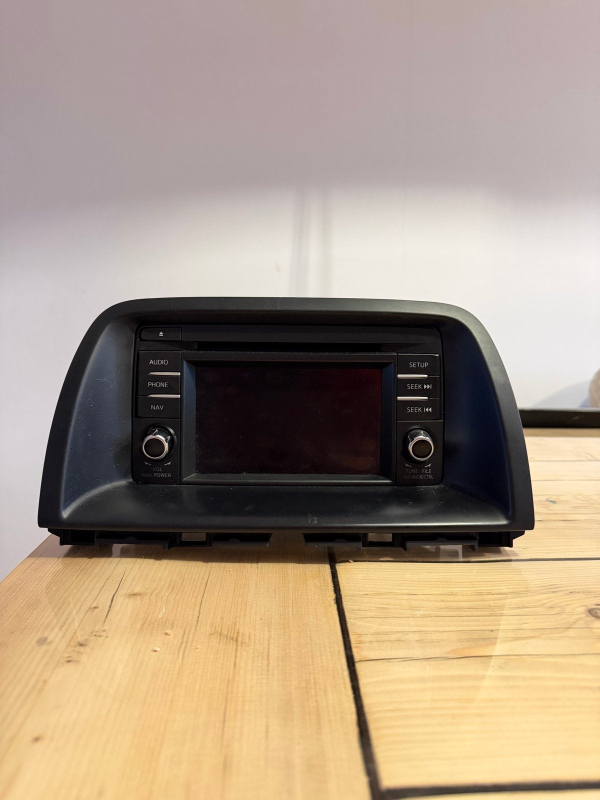 Mazda CX-5 Radio Navigatiesysteem (Sanyo CV-VM42F0JM), Ophalen, Gebruikt